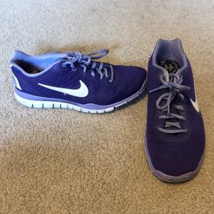 Purple Nike TR LUXE 2.0